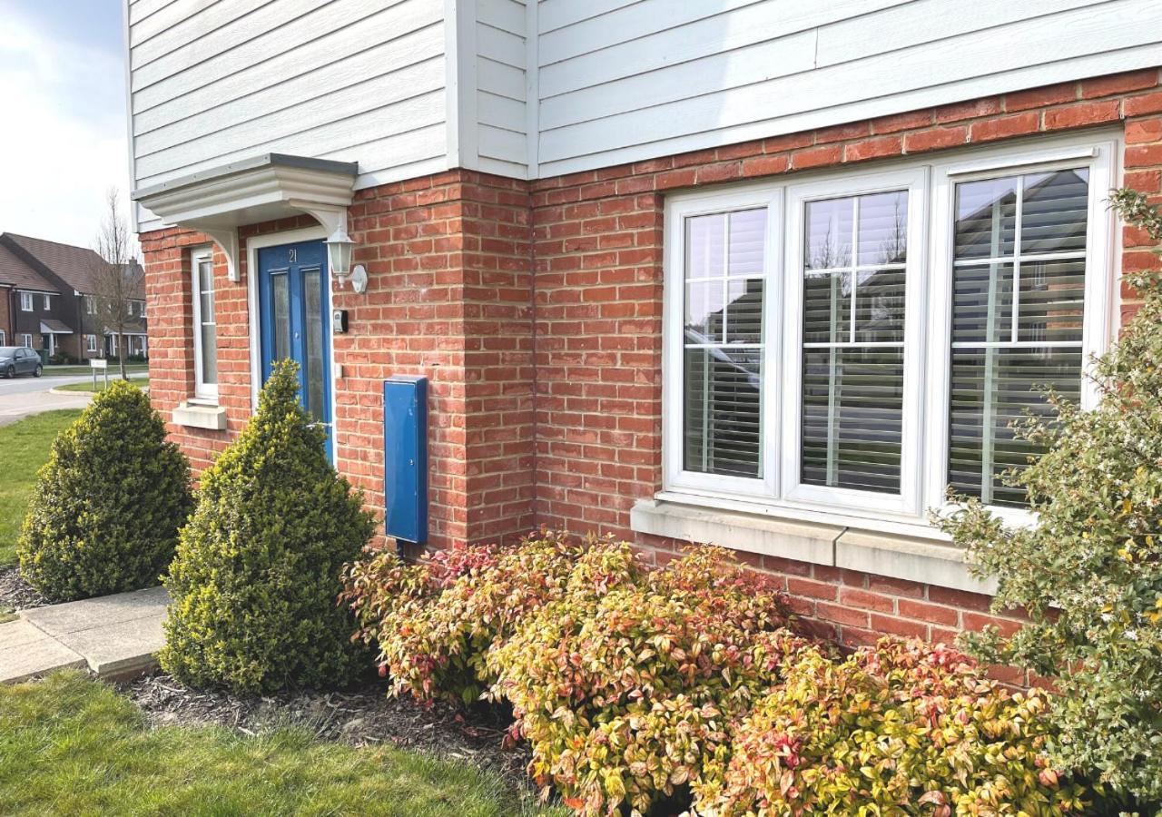 Ashford Holiday Home Sleeps 6 Free Parking Wifi 韦尔斯布罗斯 外观 照片