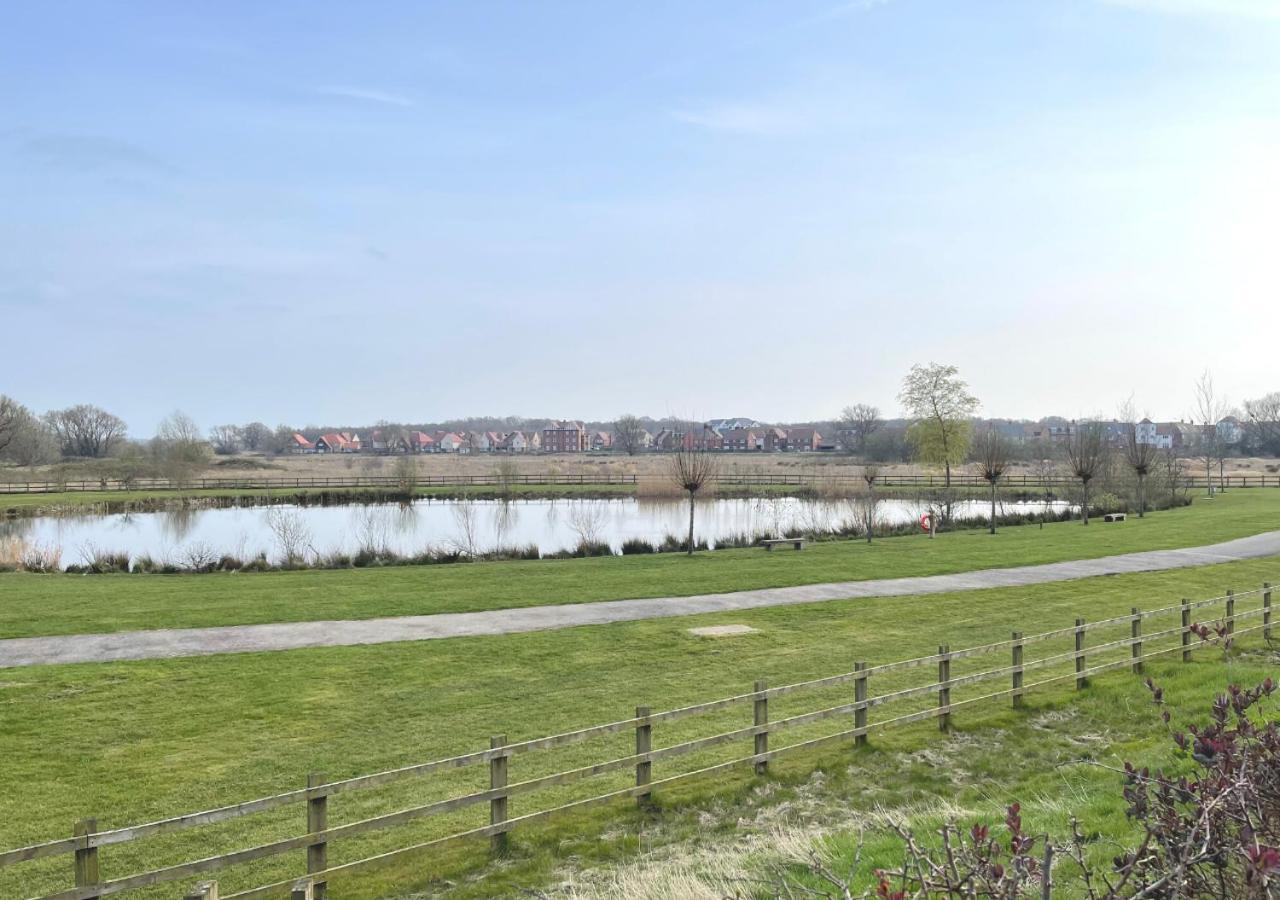 Ashford Holiday Home Sleeps 6 Free Parking Wifi 韦尔斯布罗斯 外观 照片