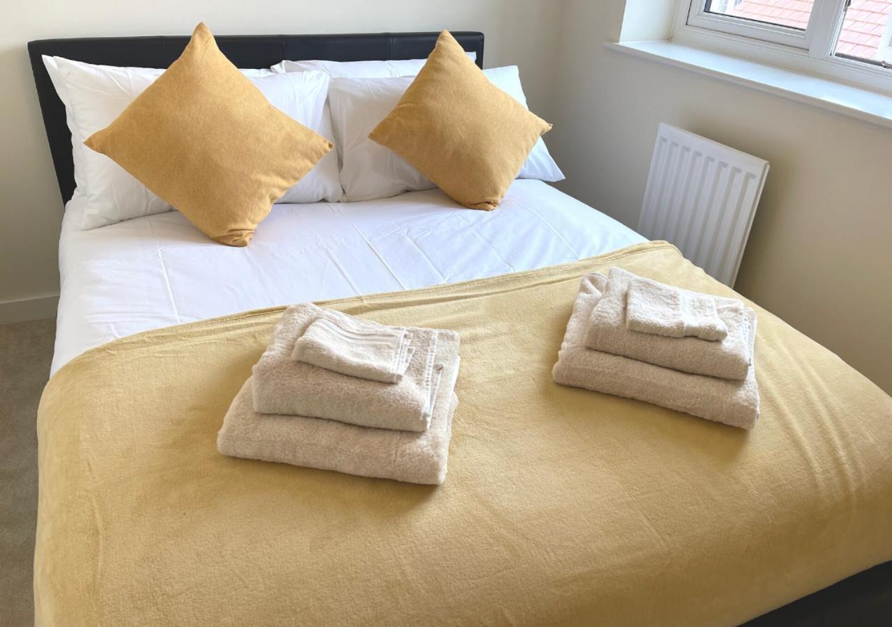 Ashford Holiday Home Sleeps 6 Free Parking Wifi 韦尔斯布罗斯 外观 照片