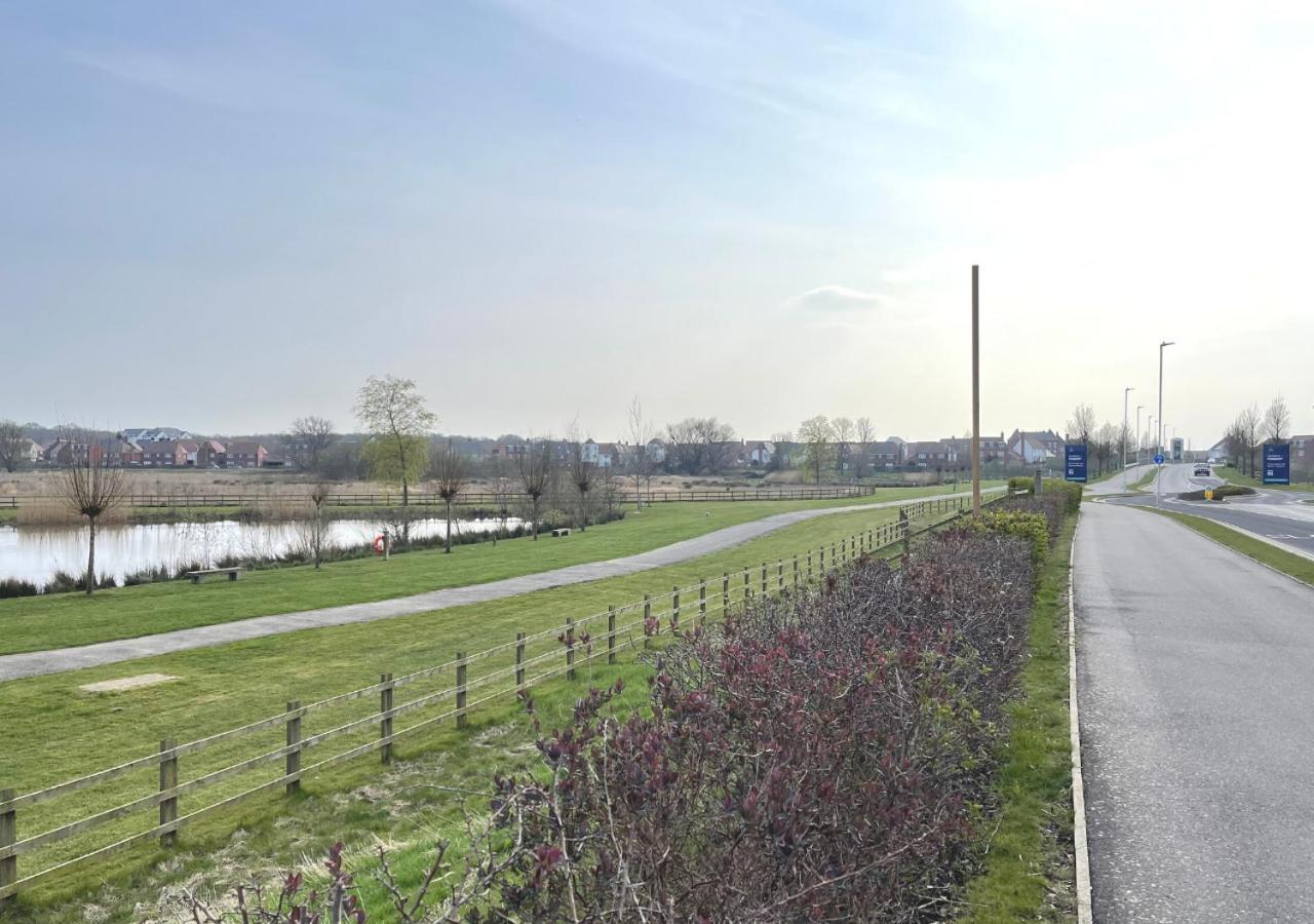 Ashford Holiday Home Sleeps 6 Free Parking Wifi 韦尔斯布罗斯 外观 照片